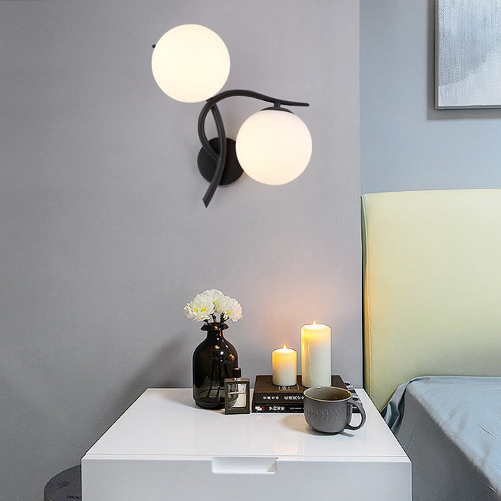 Künstlerische Doppelball-Wandlampe