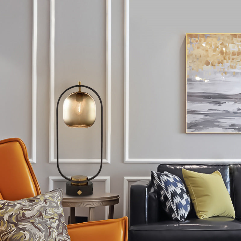 Moderne industrielle Tischlampe