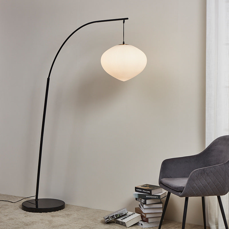 Moderne Bogen Stehlampe mit dekorativen Lichtern