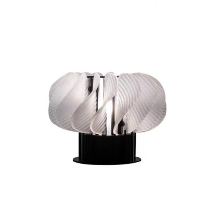 Dekorative Tischlampe mit modernem Design