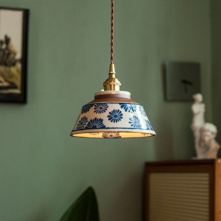 Vintage Porzellan Wanddimmer mit dekorativem Messing-Schalter