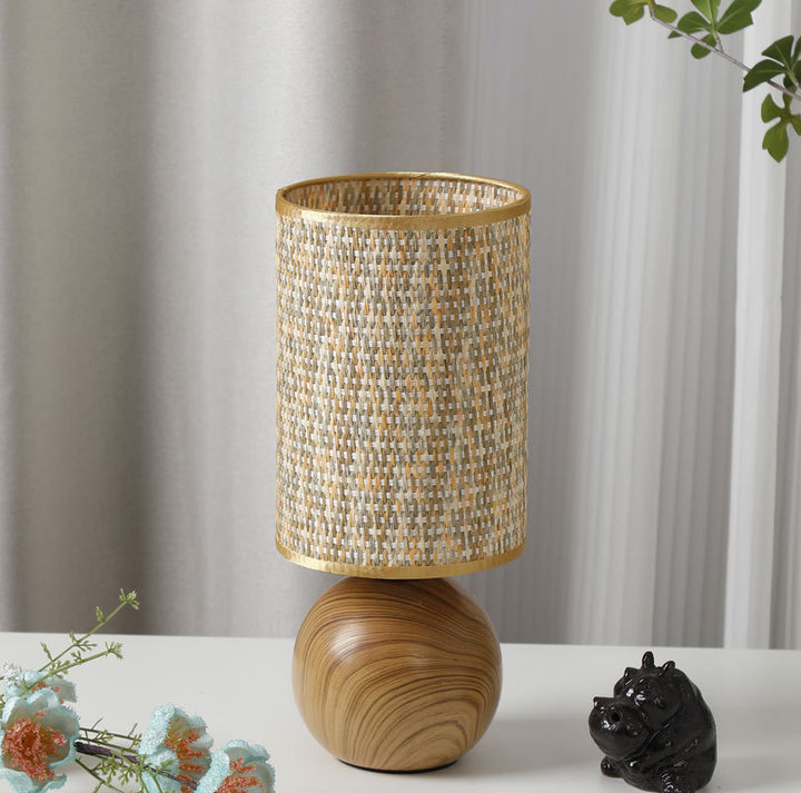 Runder Holzbasis Gewebter Rattan Schirm Tischlampe