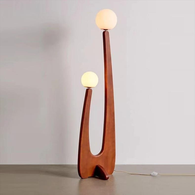 Künstlerische Holz Stehlampe