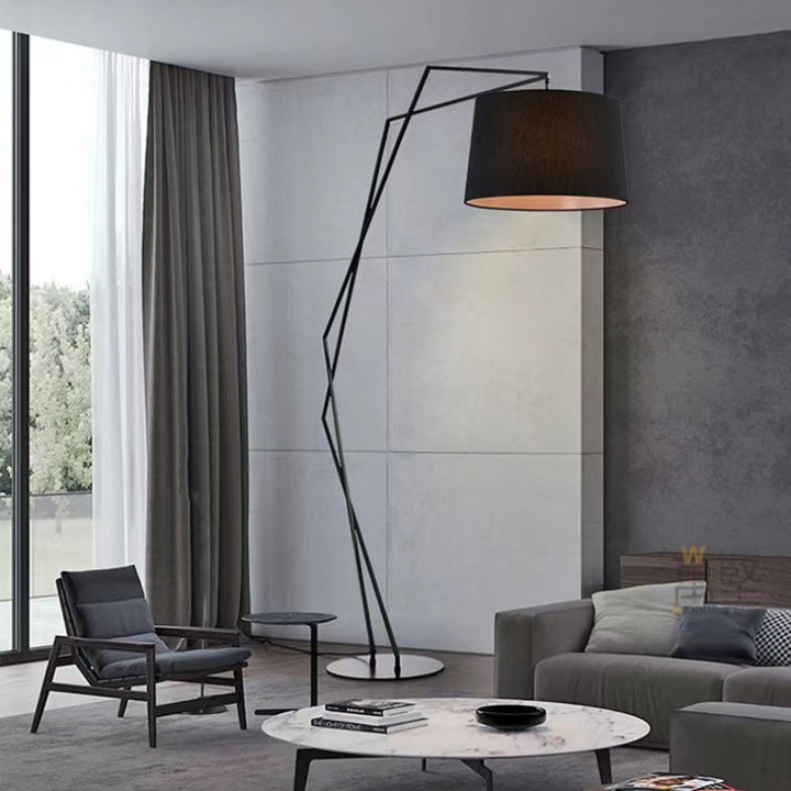 Moderne Zickzack Stehlampe