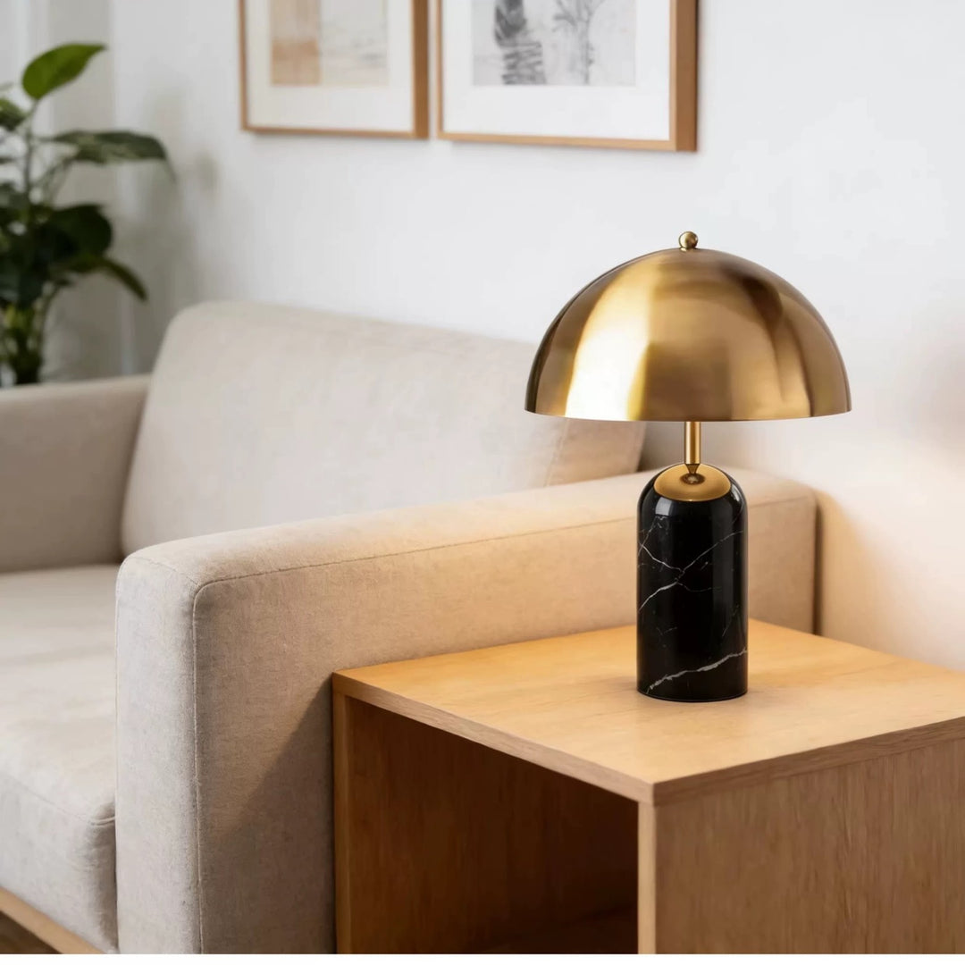 Moderne Marmor- und Metall-Tischlampe