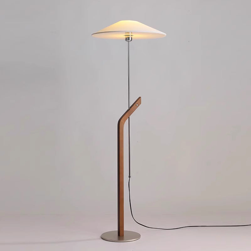 Moderne Skulpturale Stehleuchte