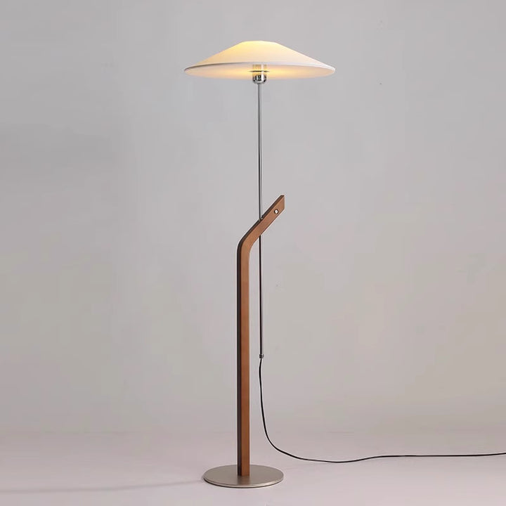 Moderne Skulpturale Stehleuchte