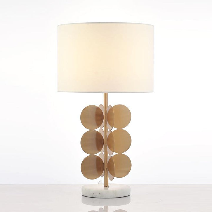 Künstlerische Tischlampe mit modernem geometrischem Design