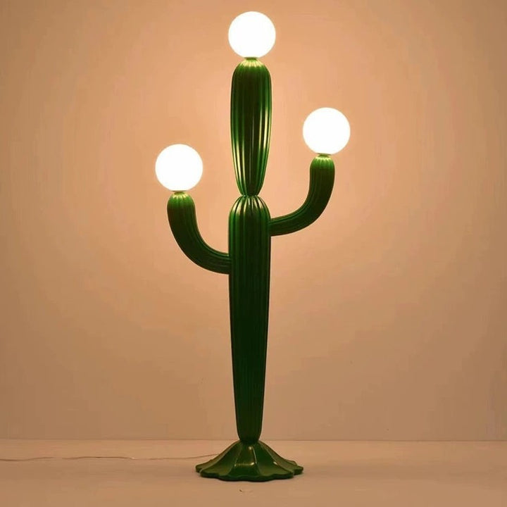 Kaktusförmige Stehlampe