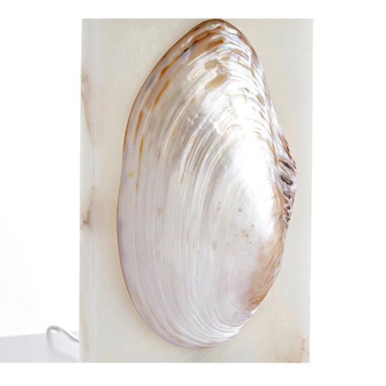 Dekorative Muscheltischlampe