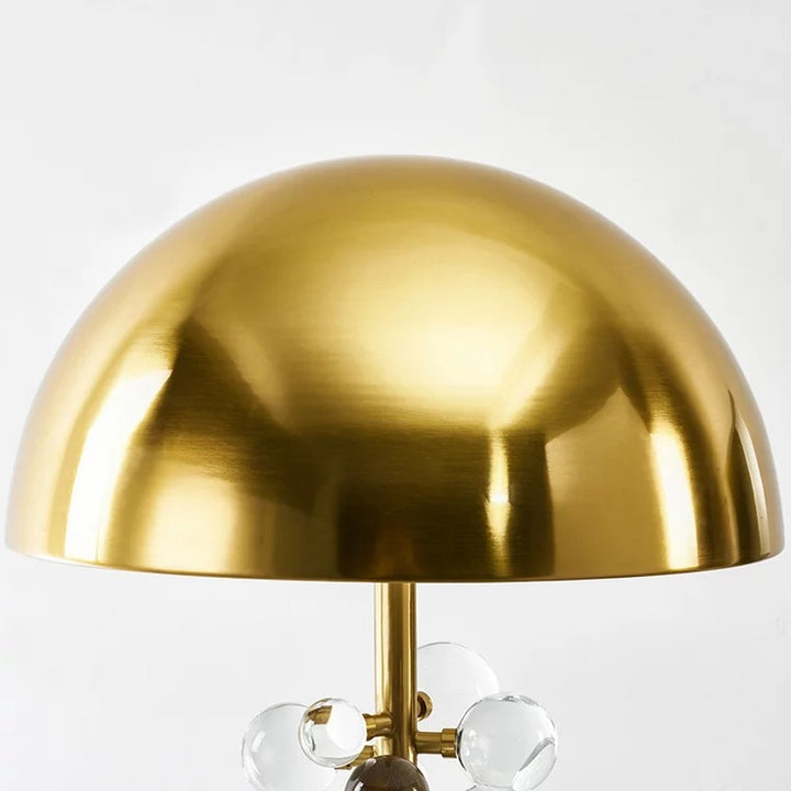 Künstlerische Stehlampe