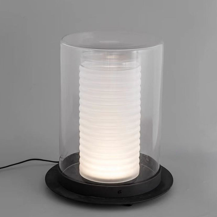 Zeitgenössische Tischlampe mit strukturiertem Glasschirm
