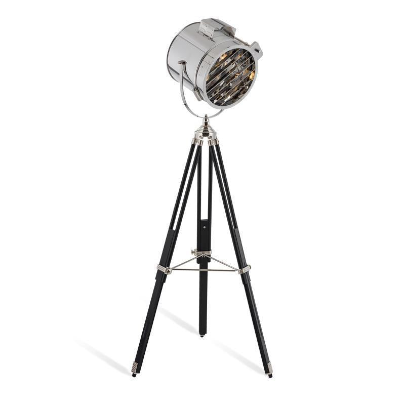 Vintage-inspirierte Dreibein-Stehlampe