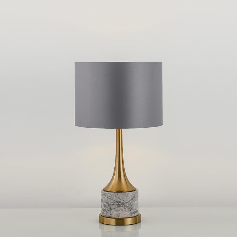 Moderne anspruchsvolle Tischlampe