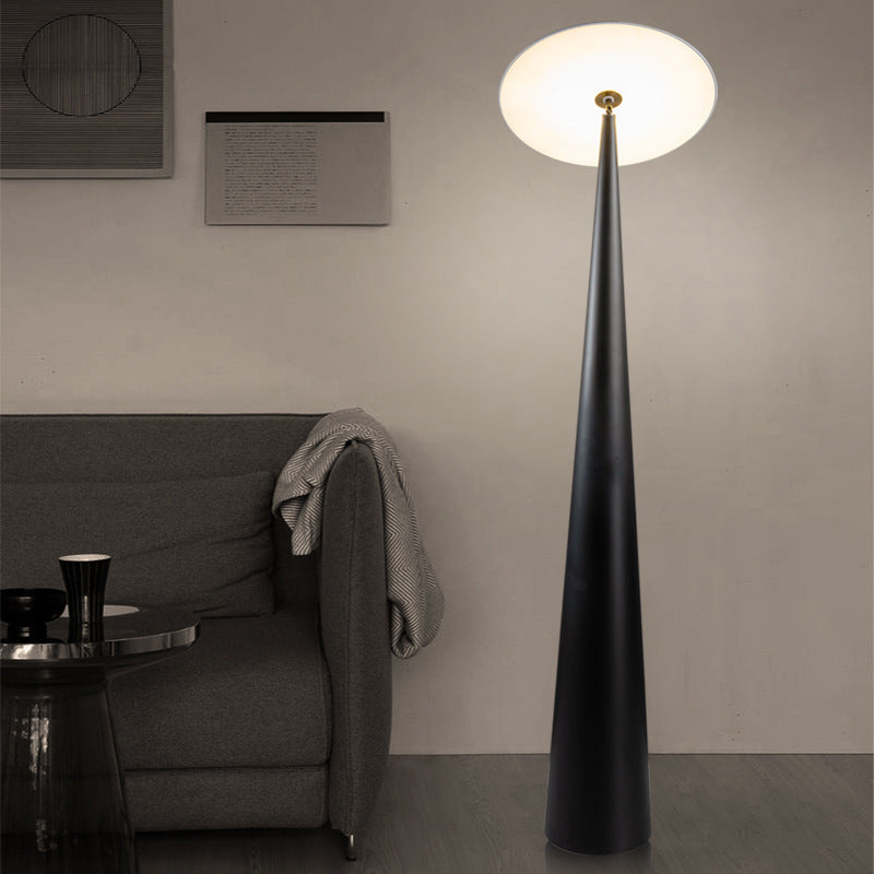 Moderne Architektonische Stehlampe