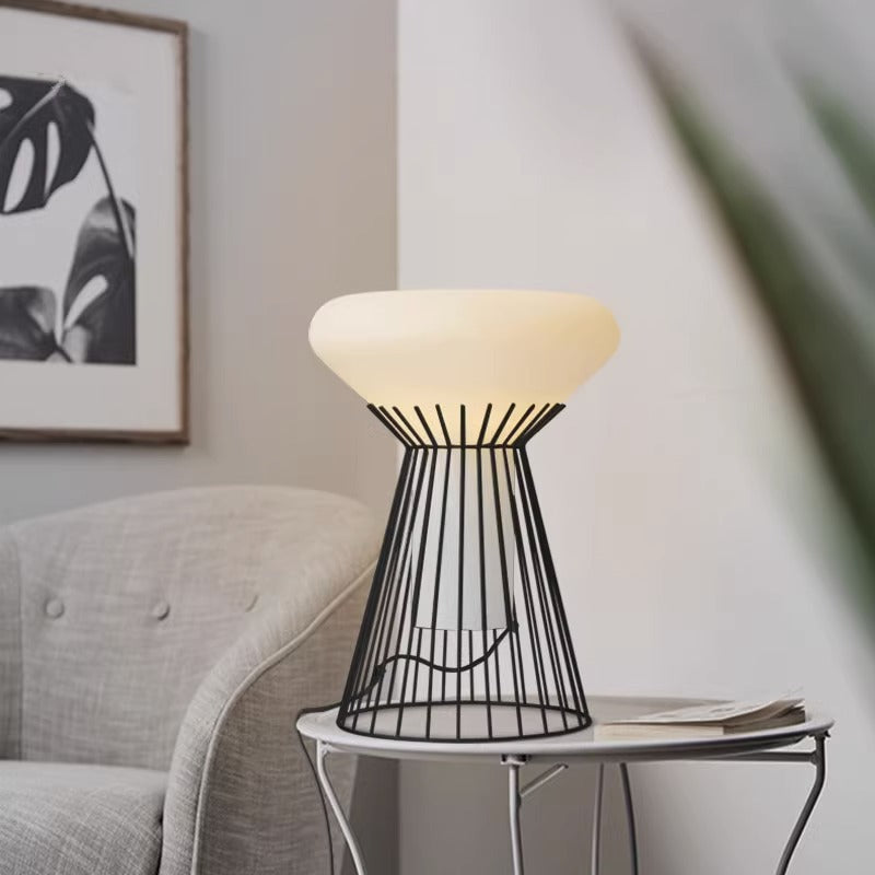 Moderne Minimalistische Tischlampe mit Geometrischem Design