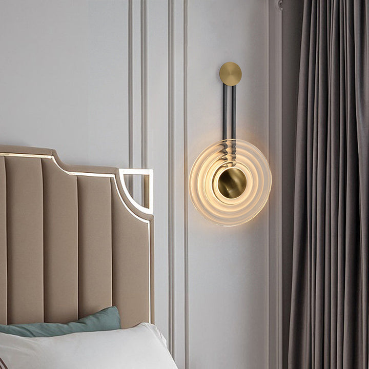 Künstlerische Tischlampe mit modernem wirbelnden Design