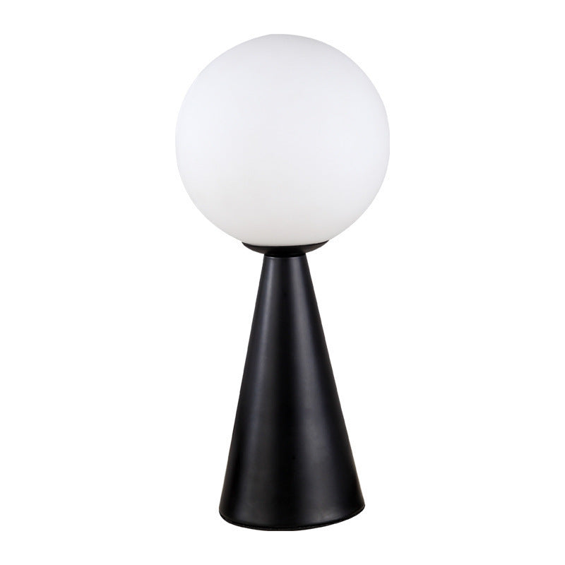 Moderne Minimalistische Tischlampe mit globularer Schirm