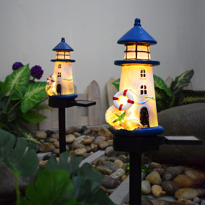 Resin-Leuchtturm-LED-Gartensteckerlampe mit integriertem Solarpanel und Rettungsring-Ornament