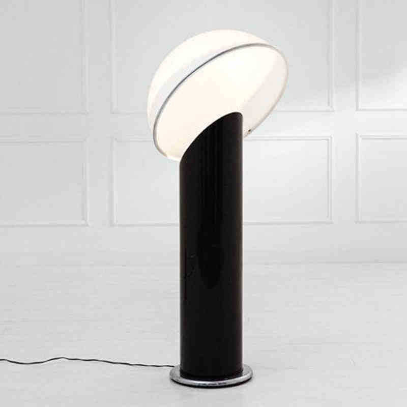 Moderne Halbkreis Stehlampe