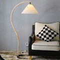 Gebogene Holz-Stehlampe