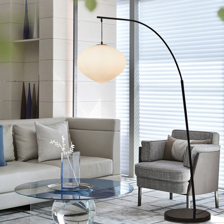 Moderne Bogen Stehlampe mit dekorativen Lichtern