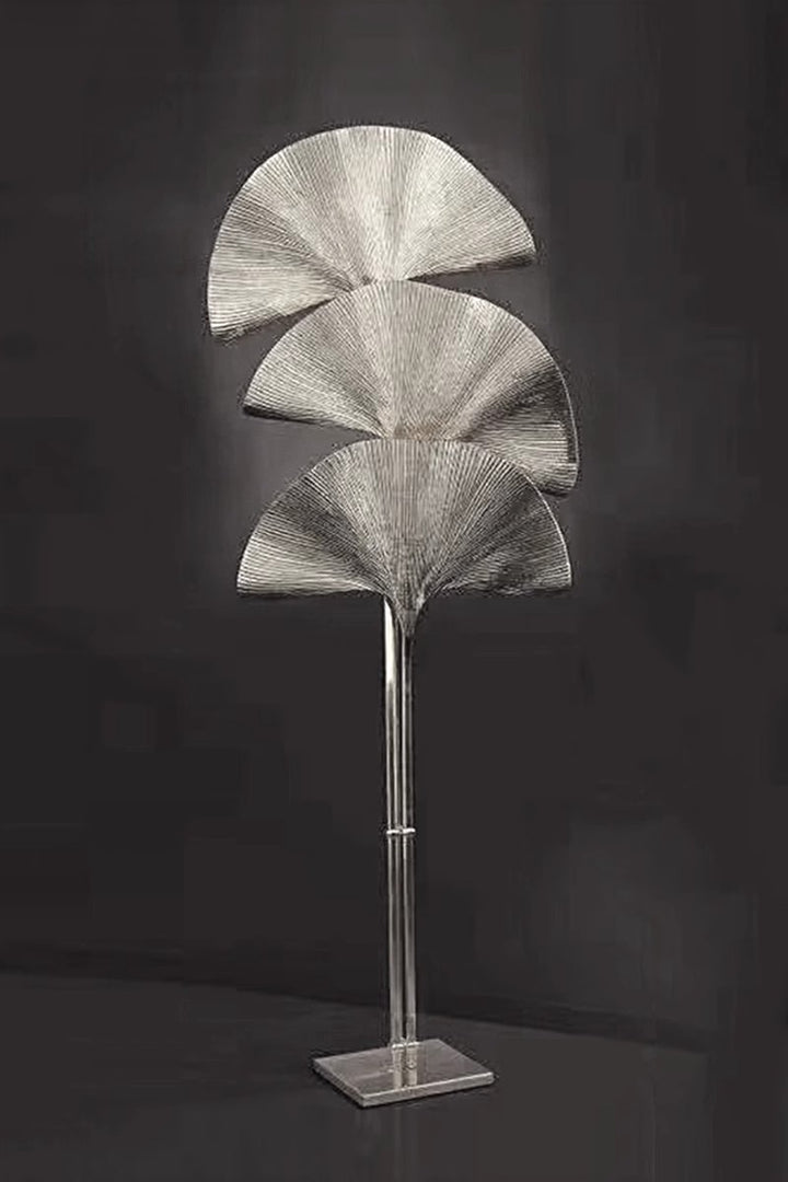 Künstlerische Tischlampe mit Ginkgo-Blatt-Design