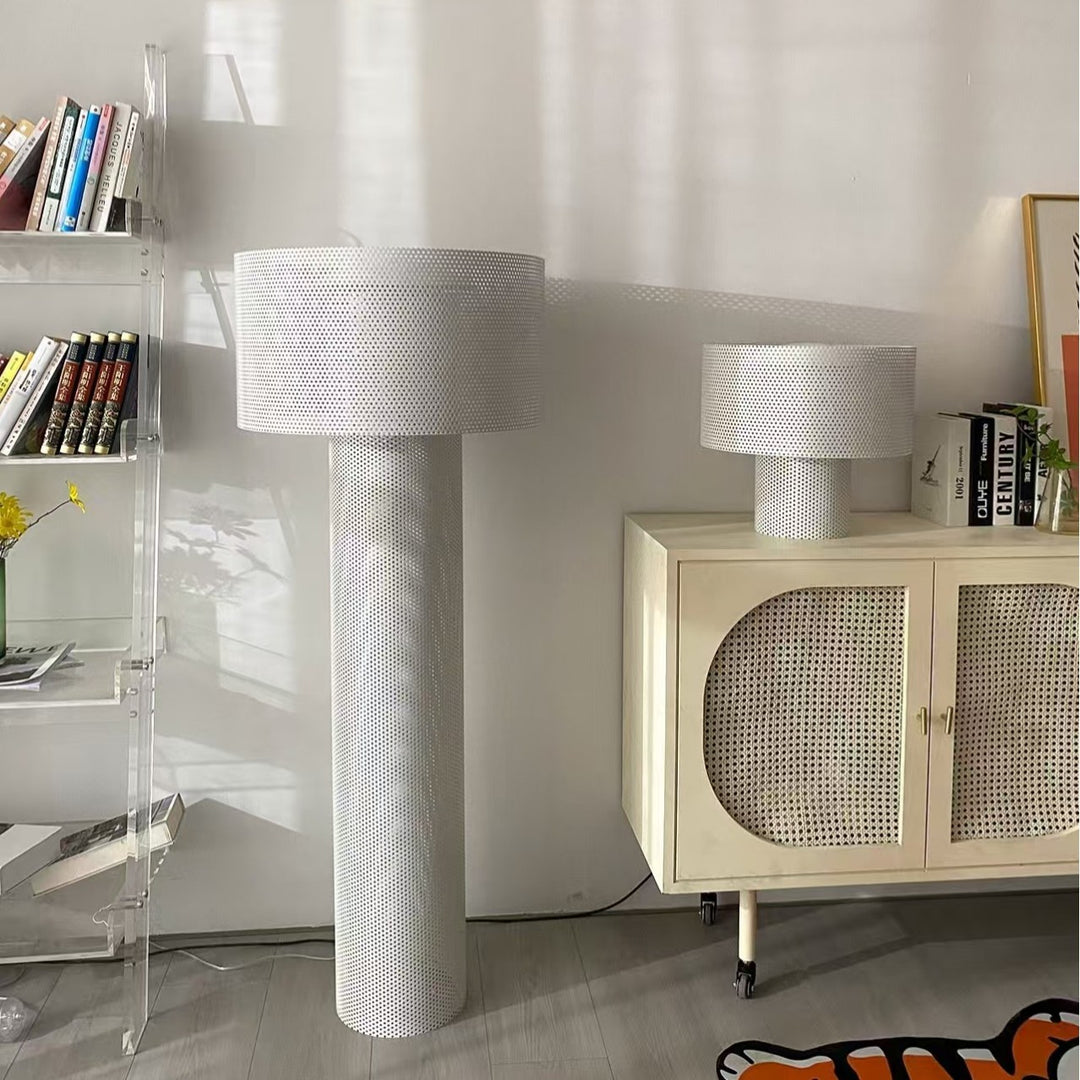 Zeitgenössische minimalistische Stehlampe