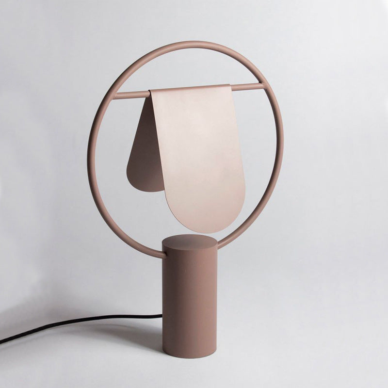 Abstract Tischlampe
