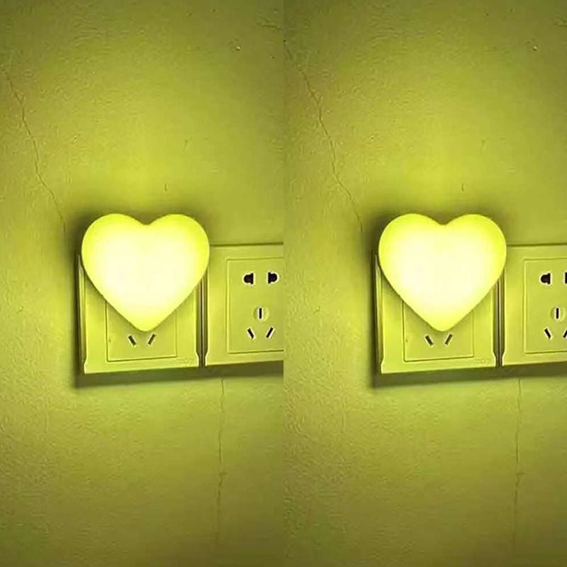 Herzförmiger Plug-In Ambient Nachtlicht mit sanftem LED-Leuchten