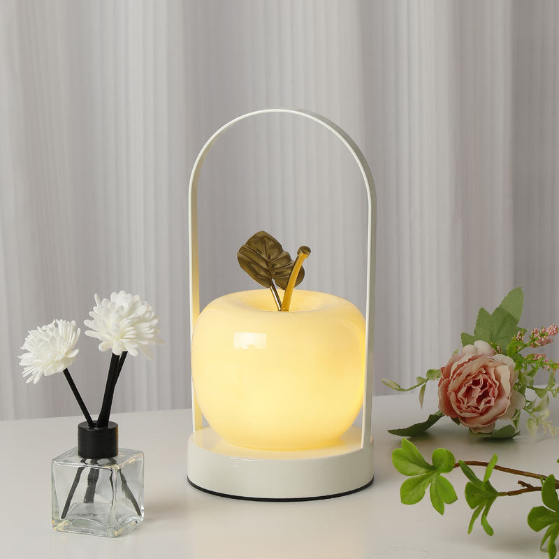 Keramische apfelförmige Ambient-Tischlampe mit Messinggriff
