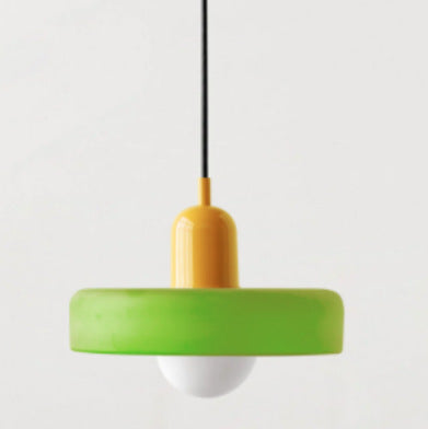 Minimalistische Keramik Pendelleuchte mit geschichtetem Glockenschirm