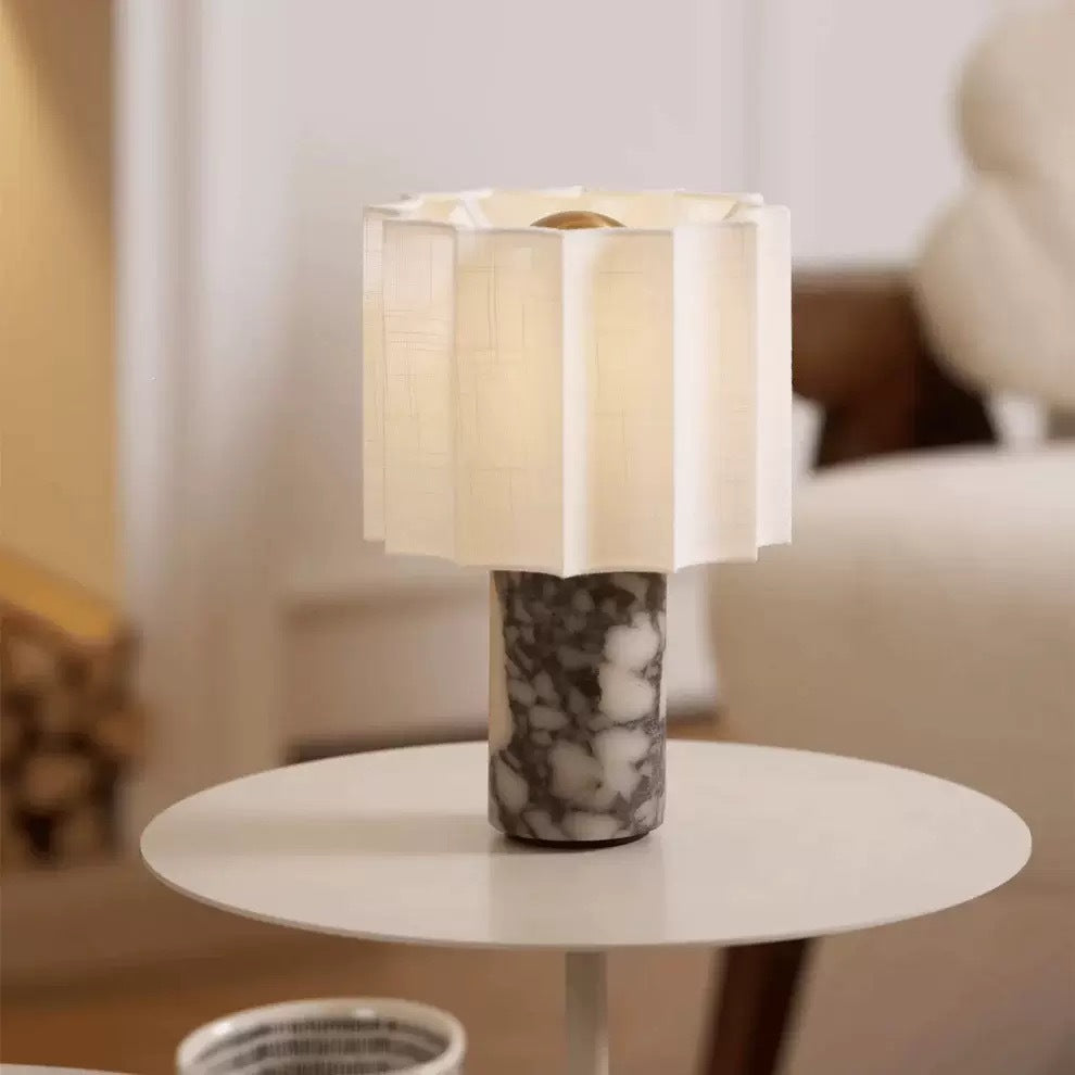 Dekorative Tischlampe