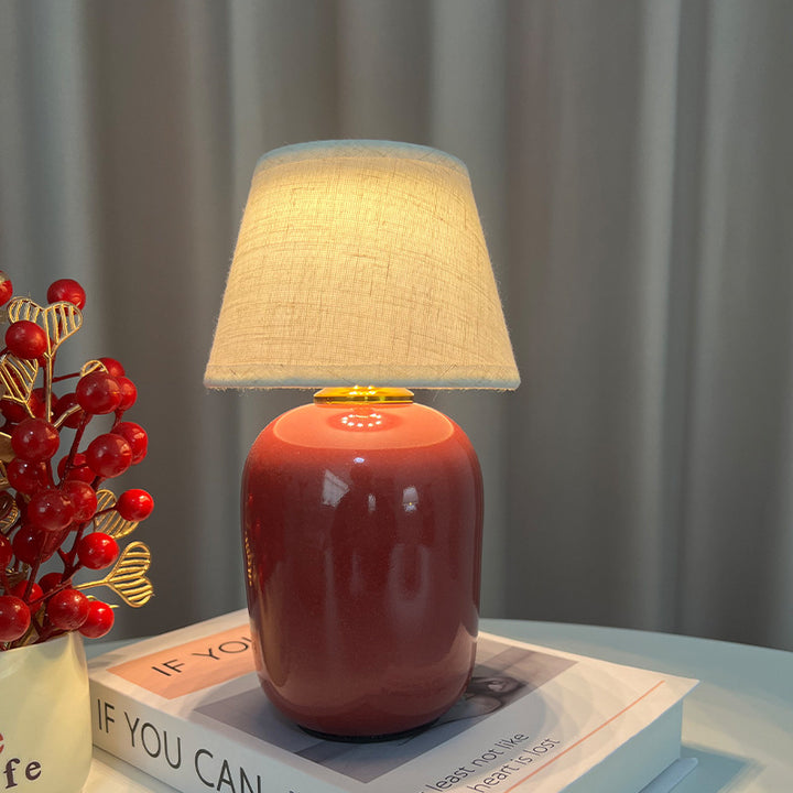 Keramische Nachttischlampe mit Leinen-Schatten