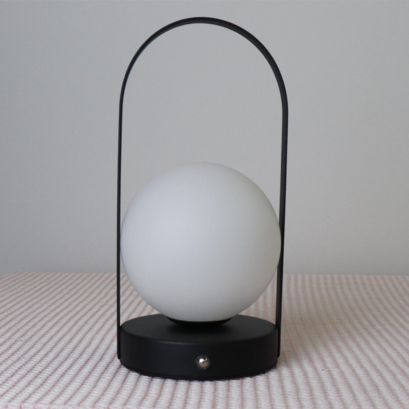 Dekorative Tischlampe