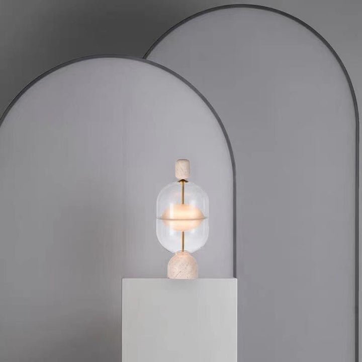 Minimalistische Glas- und Metall-Stehlampe