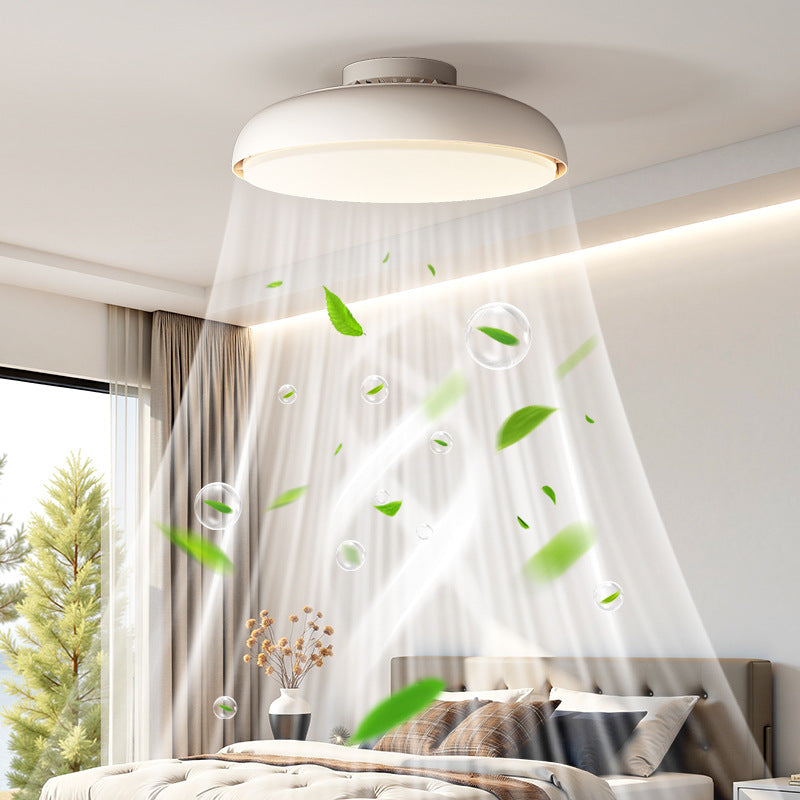 Moderner Deckenventilator mit integriertem LED-Licht