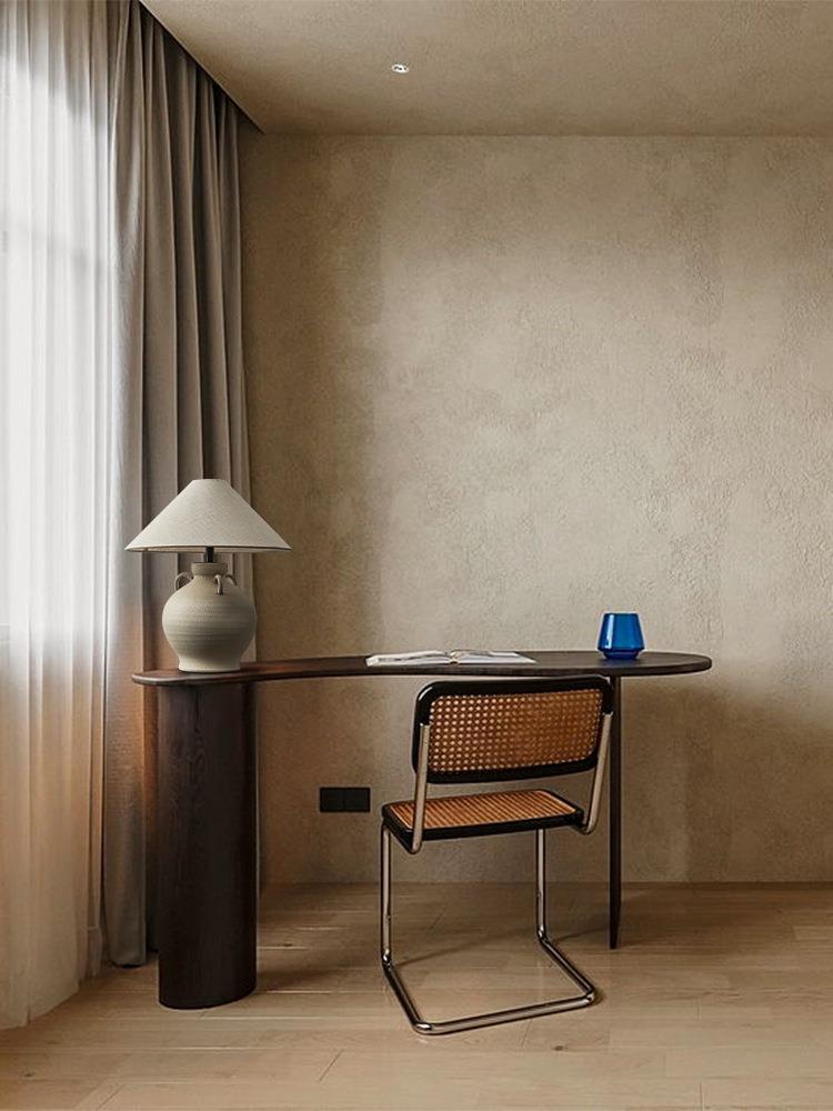 Zeitgenössische Keramik Tischlampe