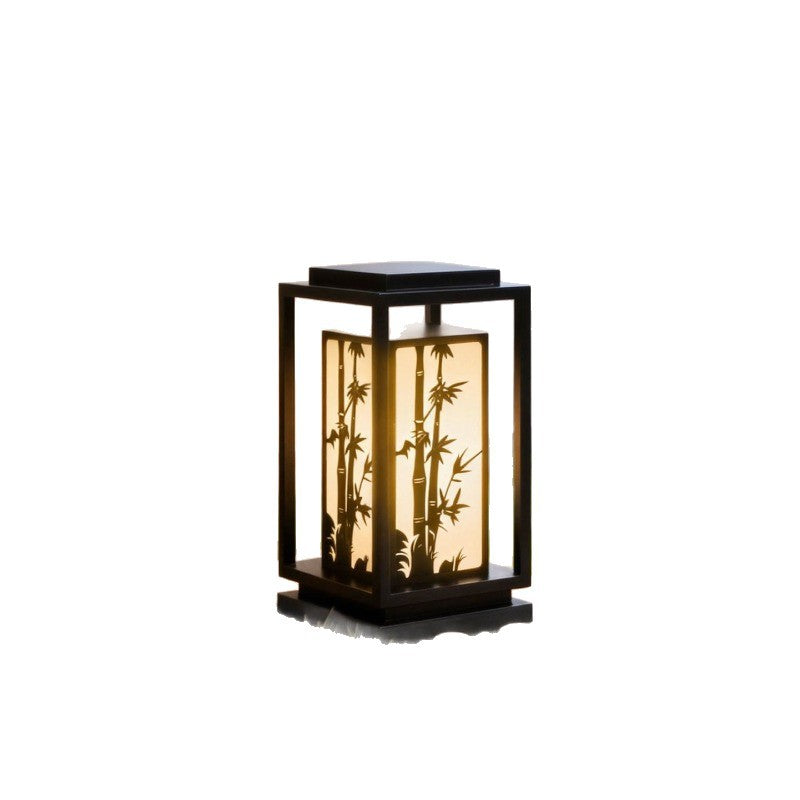 Japanisch inspirierte LED-Außenlaterne mit Holzrahmen