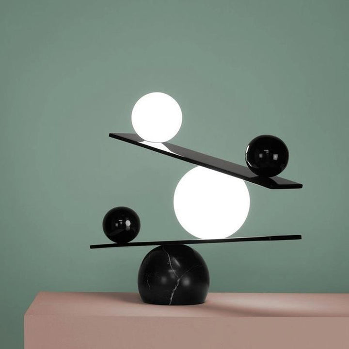 Moderne dekorative Balance Skulptur