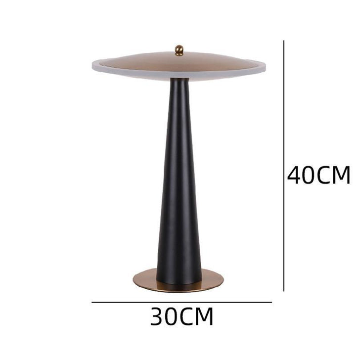 Minimalistische Kegel Tischlampe