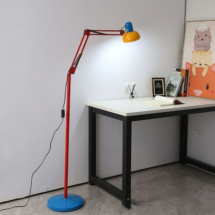 Verstellbare Moderne Stehlampe mit Farbdesign