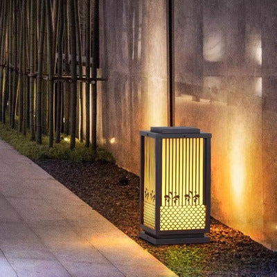 Outdoor Solar Laterne Weglicht mit dekorativen satinierten Glasplatten