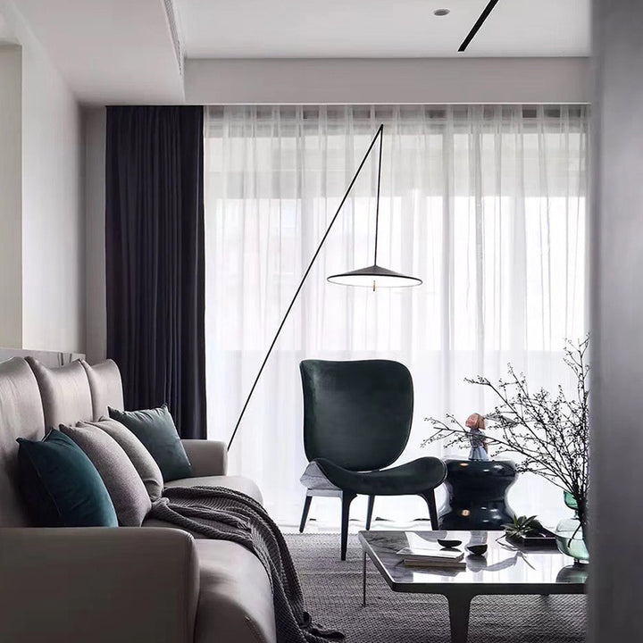 Bogen Fußlampe mit elegantem Design