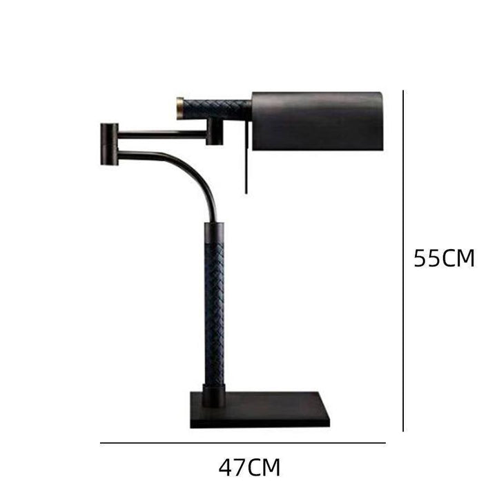 Verstellbare Schreibtischlampe mit modernem Artikulationsarm
