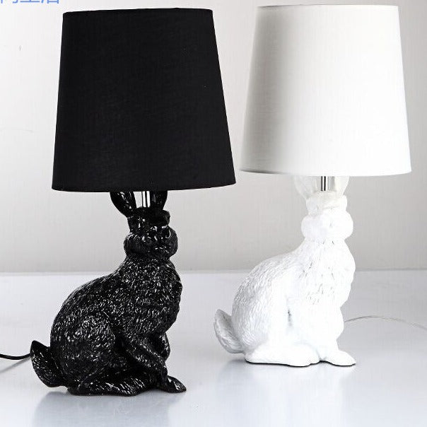 Skulpturale Kaninchen Tischlampe