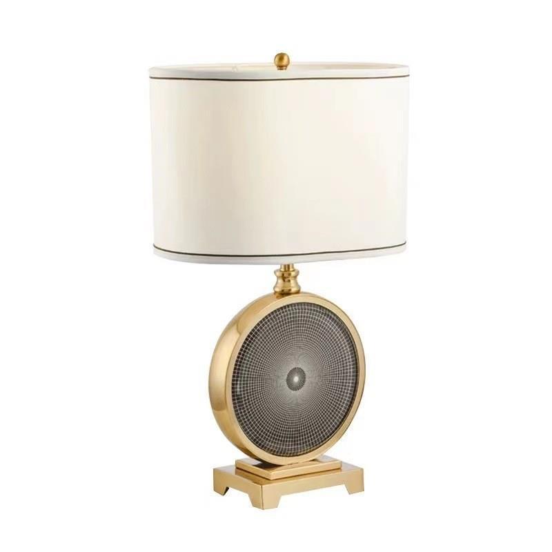 Stylische retro-inspirierte Tischlampe