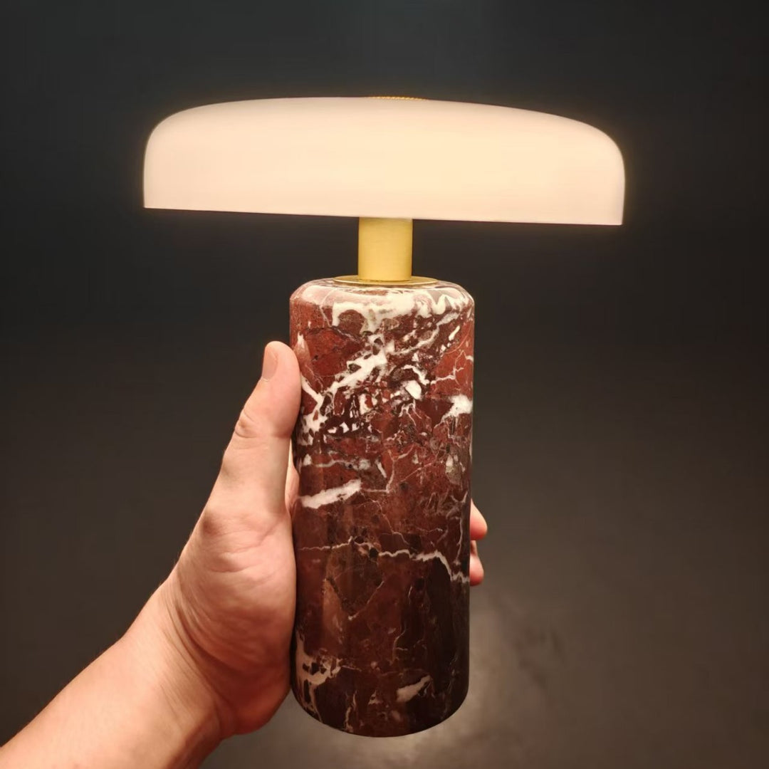 Dekorative Tischlampe