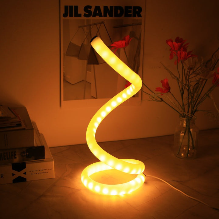 Dekorative LED-Schreibtischlampe