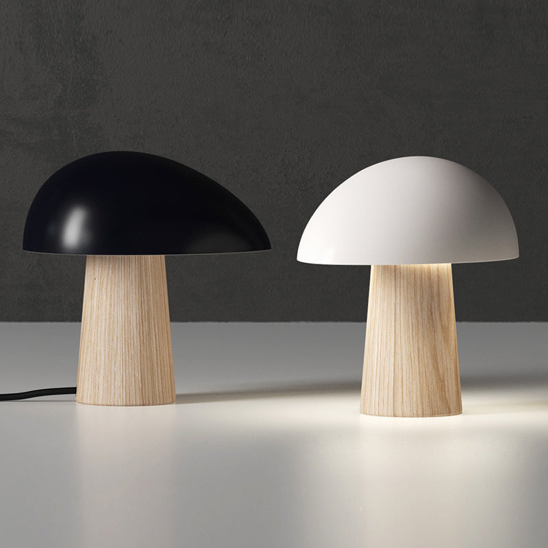 Künstlerische pilzförmige Tischlampe